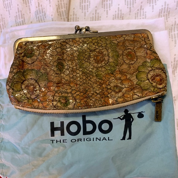 Vintage Hobo Wallet - Picture 1 of 6